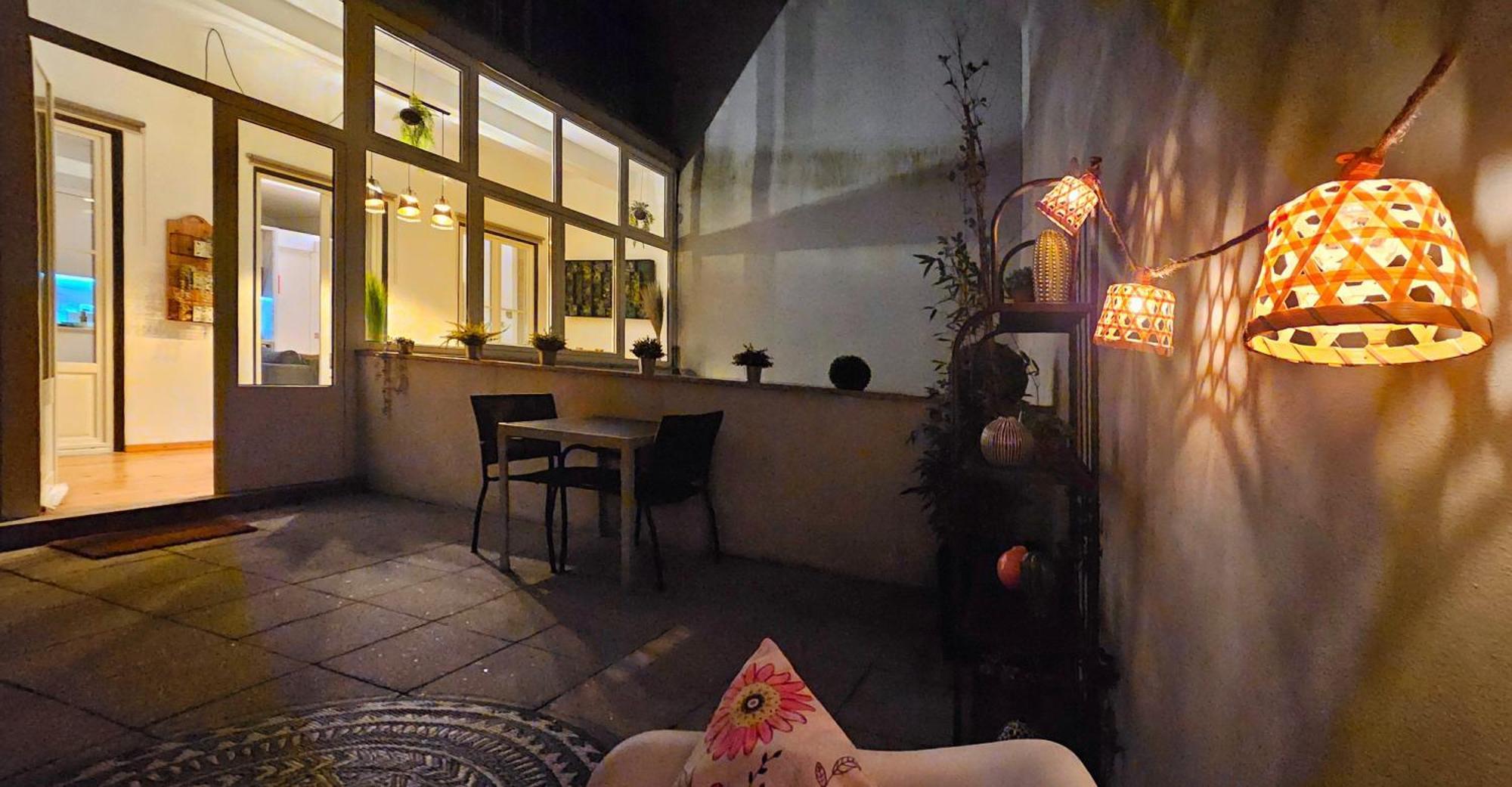 Elegant & Private Garden In Historical Centre *